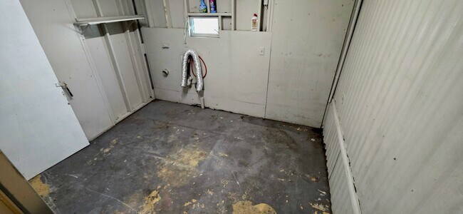 Building Photo - 508 50th Ave Dr W