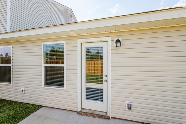 Building Photo - 8165 Bannock Cir