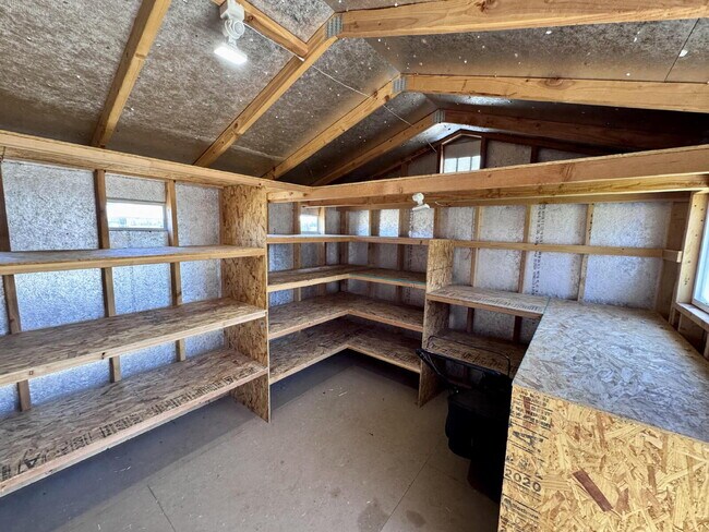 Building Photo - 11260 Jersey Way