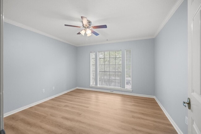 Building Photo - 3622 Springhill Ln