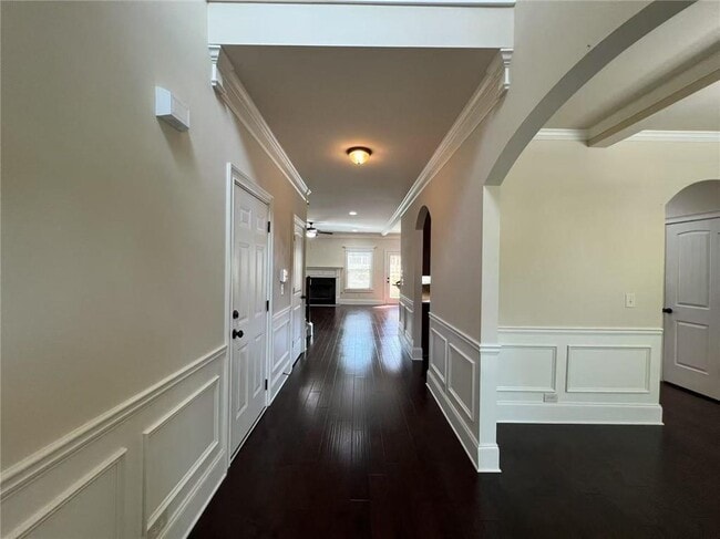 Building Photo - 5665 Winding Lakes Dr