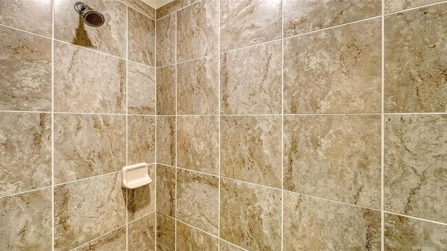 Building Photo - 17510 Gawthrop Dr