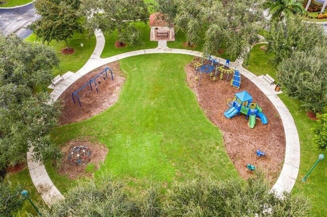 Building Photo - 2032 Alta Meadows Ln