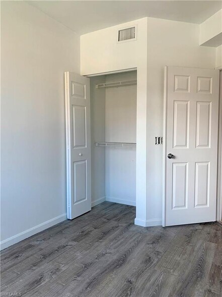 Building Photo - 1235 Reserve Way