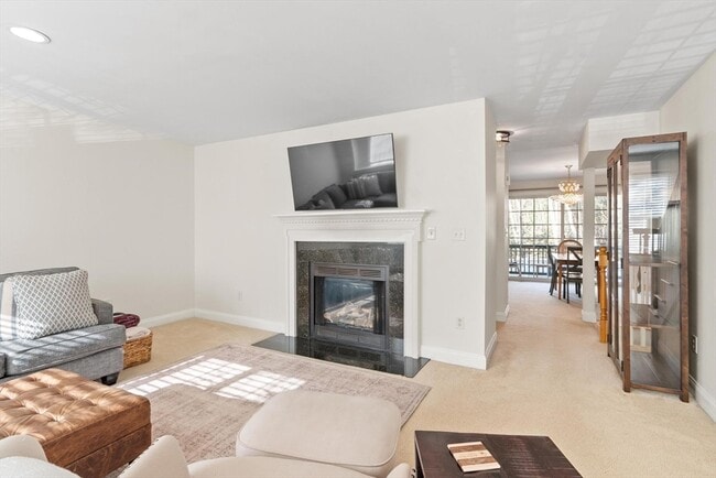 Building Photo - 270 Littleton Rd