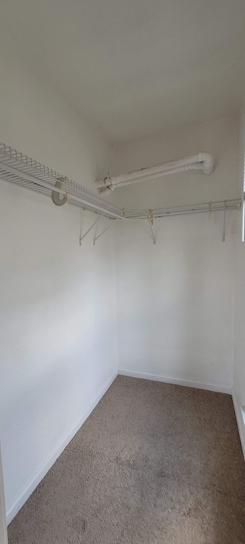 Building Photo - 217 N Washington St