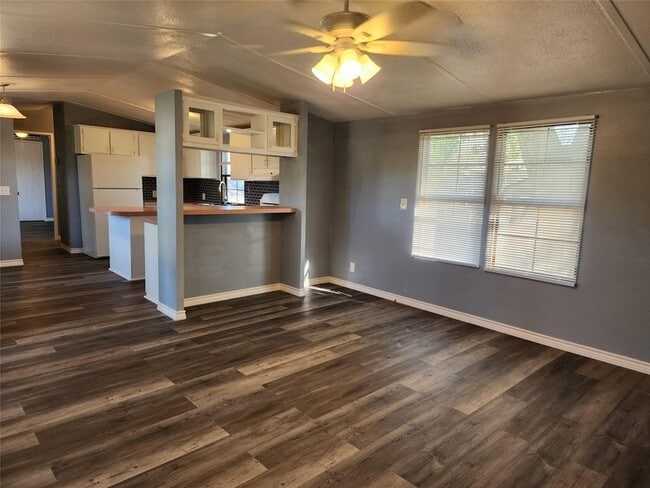 Building Photo - 17118 Choctaw Dr