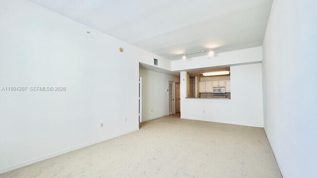 Building Photo - 1209 Main St