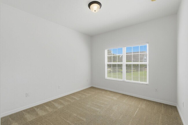 Building Photo - 1316 NW 120th Way