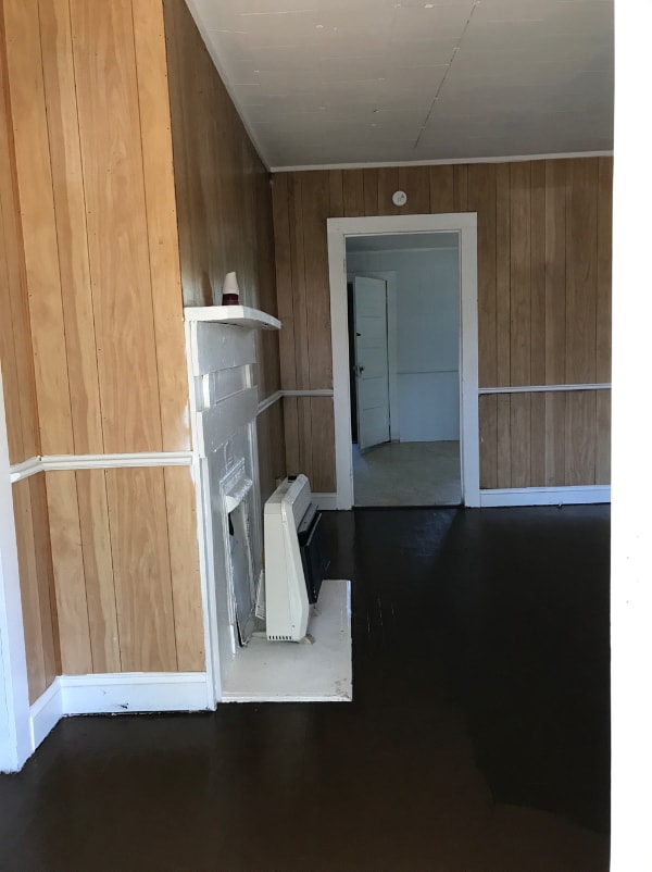 Building Photo - 2 Bedroom 1 Bathroom