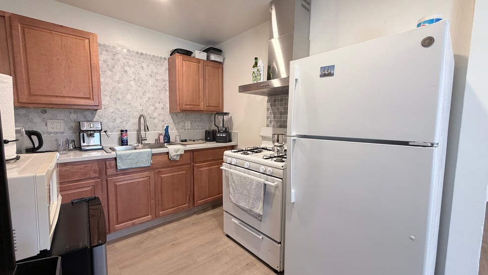 Building Photo - 4247 Cartagena Dr