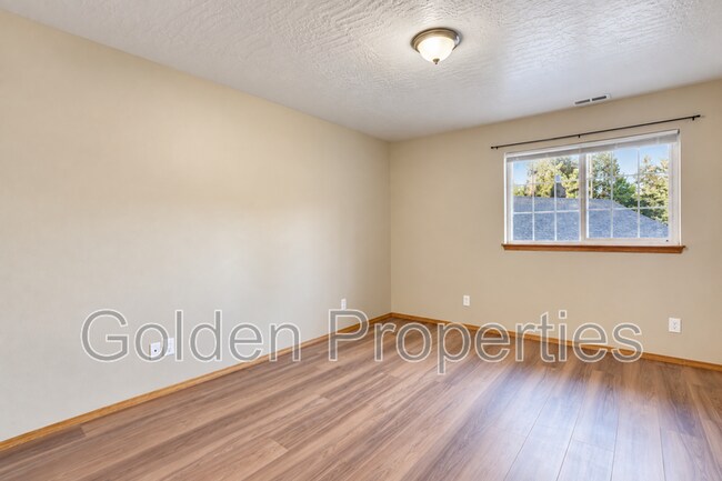 Building Photo - 3401 N 4th St
