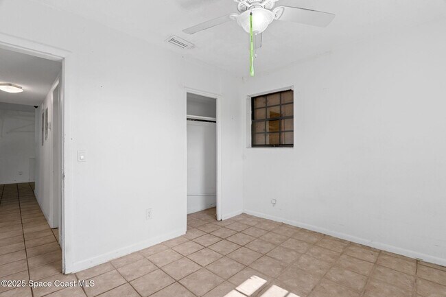 Building Photo - 504 Cornell Ave