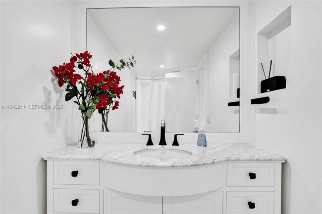 Building Photo - 1201 S Ocean Dr