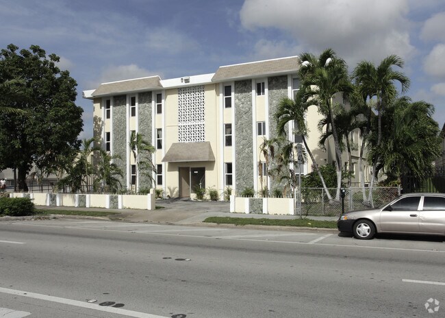 2701 SW 10th St - Apartamentos Gijon