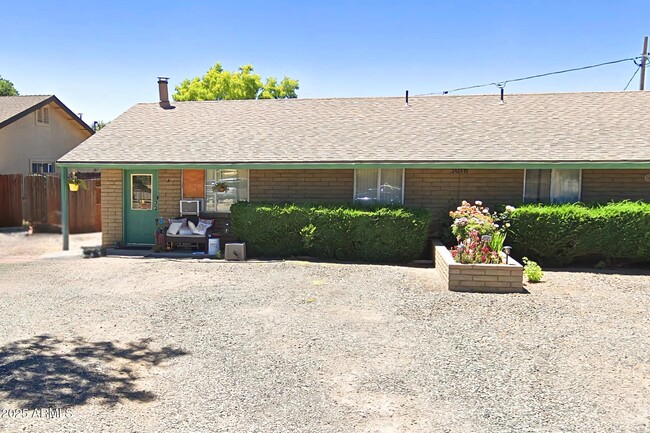 Primary Photo - 3016 N Yavapai Rd E