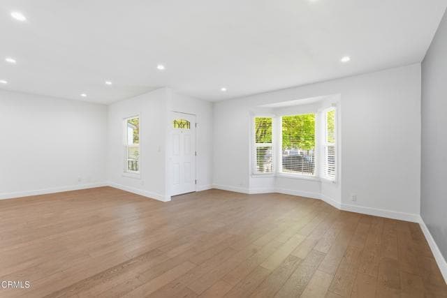 Building Photo - 250 S Ave 55