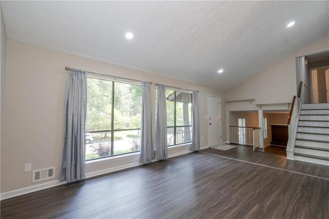 Building Photo - 2759 Shetland Ln NW