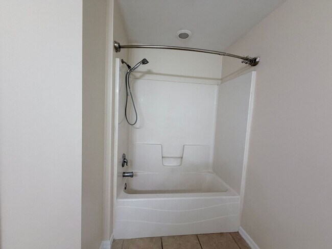 Building Photo - 3925 22nd St W