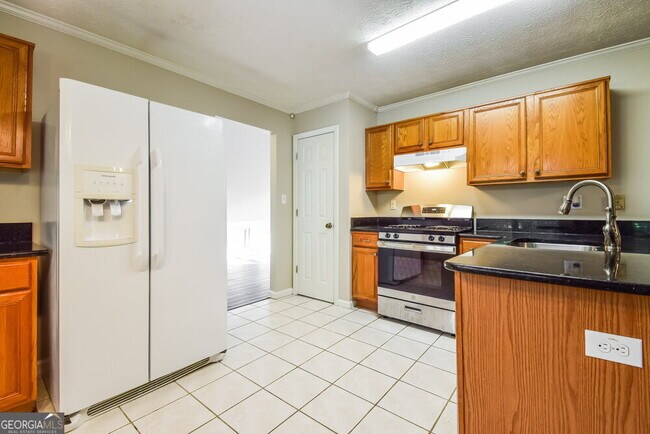 Building Photo - 1068 Litchfield Way SW