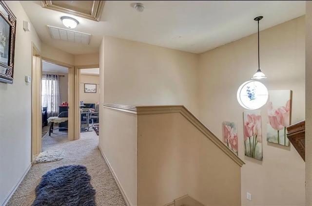 Building Photo - 3900 Fernando Dr