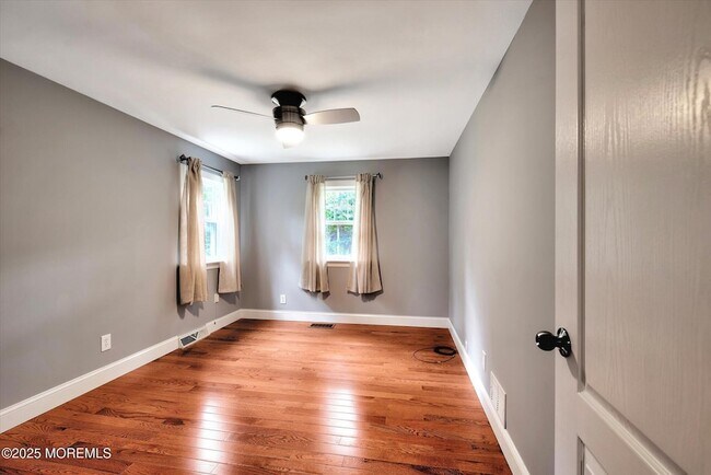 Building Photo - 88 Dutch Lane Rd