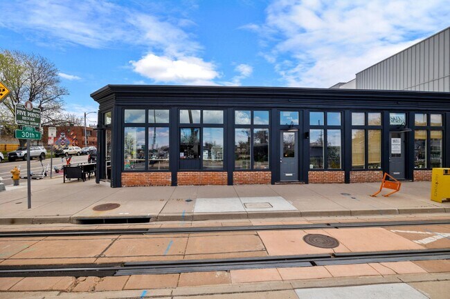 Building Photo - 2846 California St