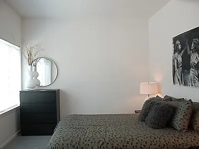 Building Photo - 2311 W Newton St