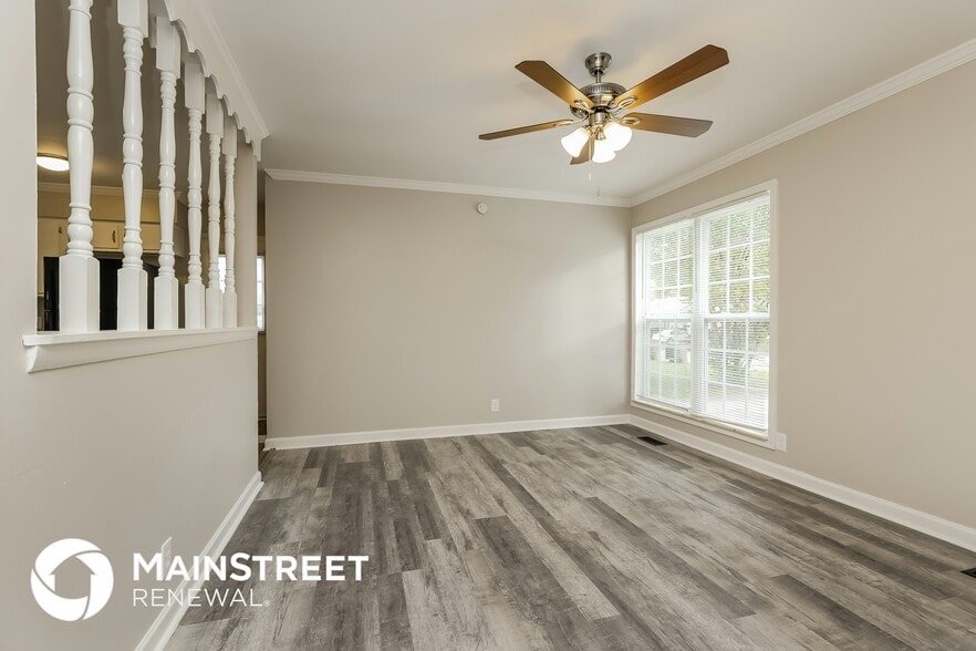 Building Photo - 3113 Stoneybrook Cir