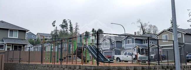 Building Photo - 3887 Portside Dr