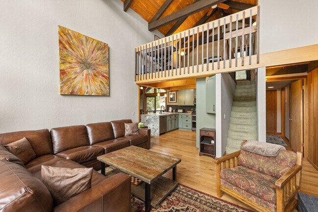 Building Photo - Alpine Meadows Winter Escape Ski Lease