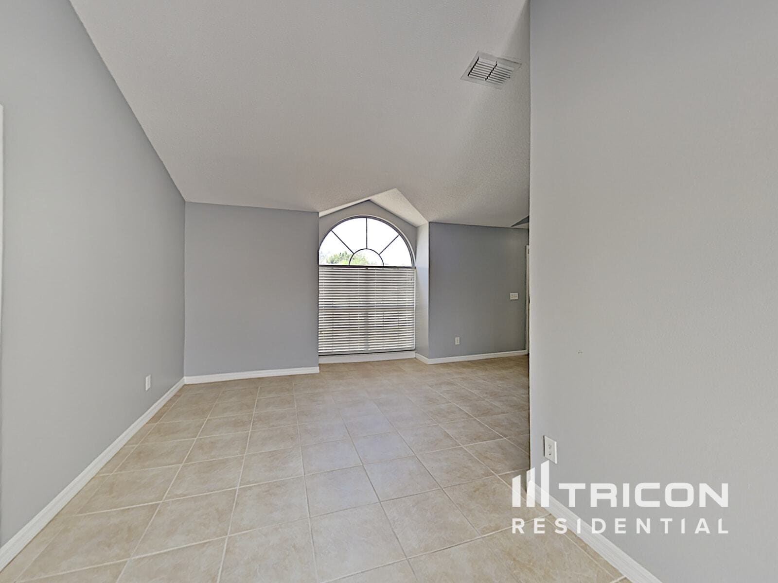Building Photo - 1716 Golden Poppy Ct
