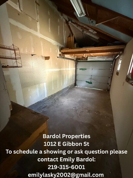 Building Photo - 1012 E Gibbon St
