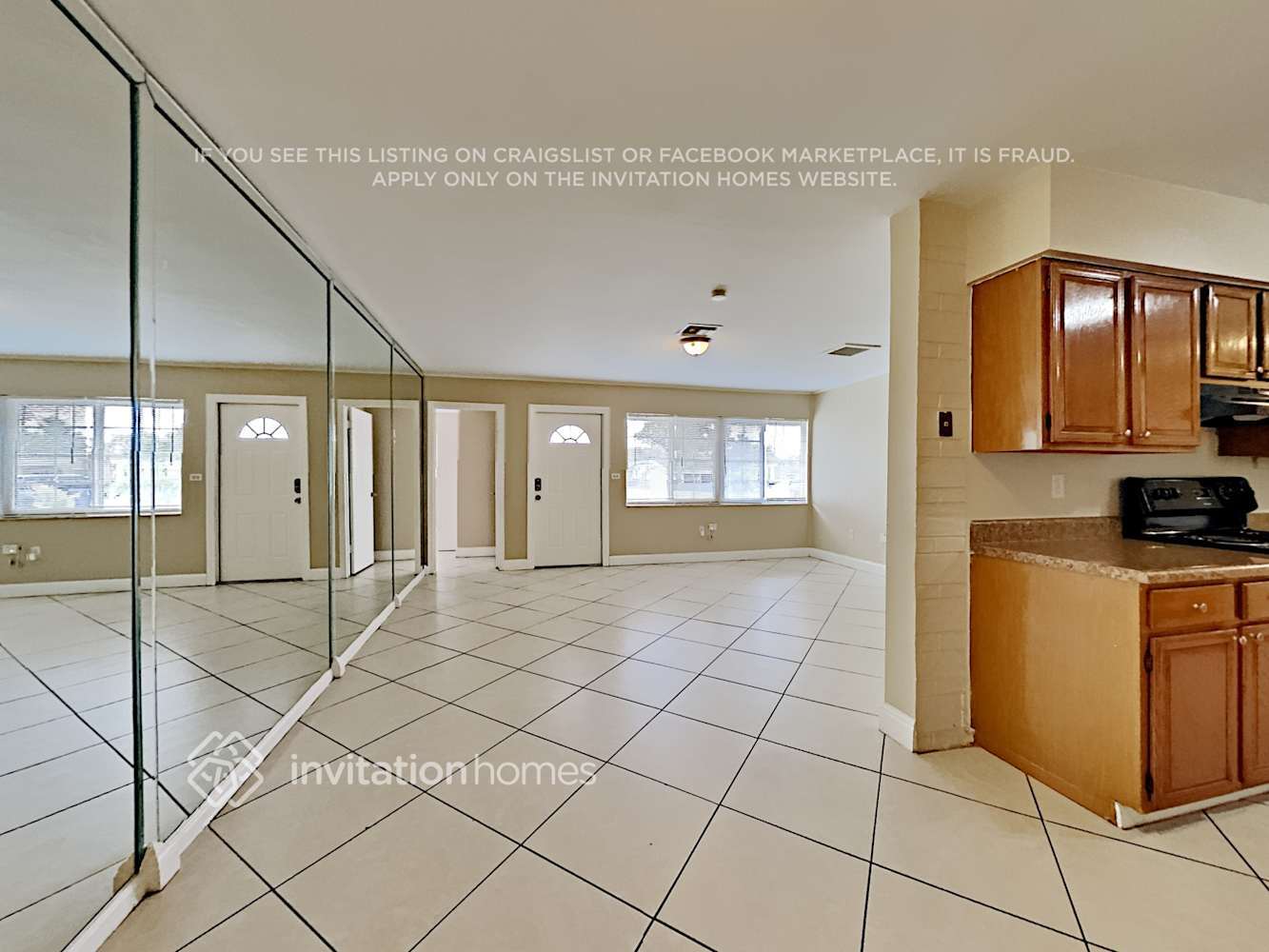 Building Photo - 7041 SW 27th St