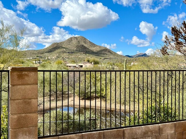 Building Photo - Southwestern Home Adjoining Natural Desert...