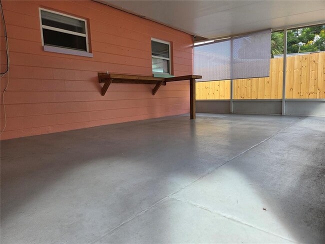 Building Photo - 6220 5th Ave S