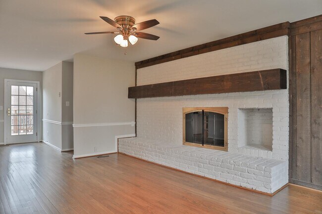 Building Photo - 5423 Rilian Ct