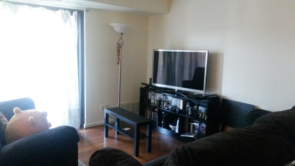 living room space - 12702 Veirs Mill Rd