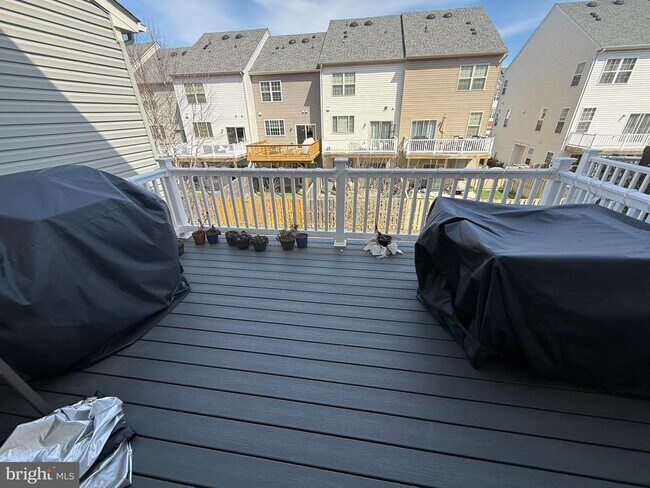 Building Photo - 8462 Hedwig Ln