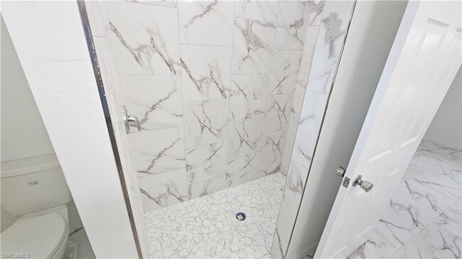 Building Photo - Brand New 3/2-MOVE IN READY-SEE IT TODAY!!