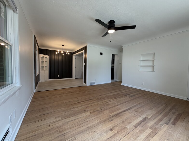 Building Photo - 6714 Blondo St