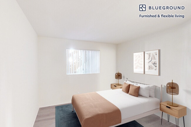 Building Photo - 400 Appian Way