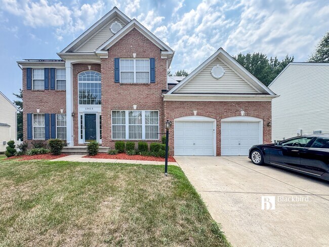 Building Photo - 13615 Tree Leaf Ct
