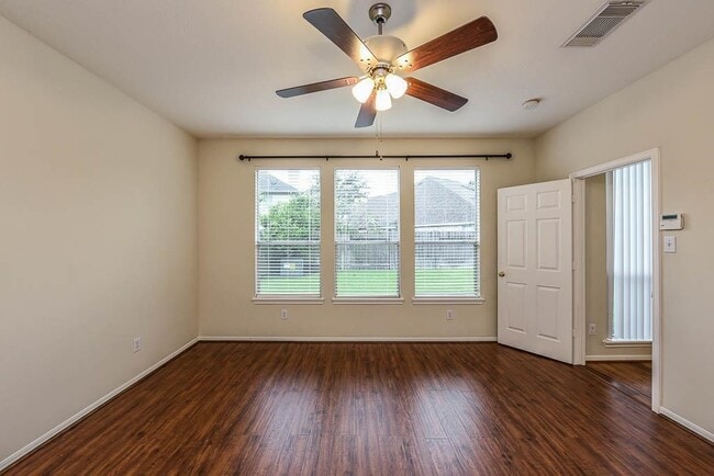 Building Photo - 4530 Casey Cir
