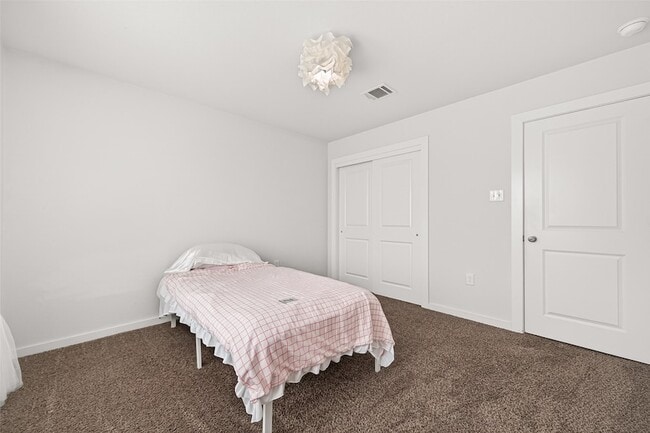Building Photo - 6803 Alamitos Ct