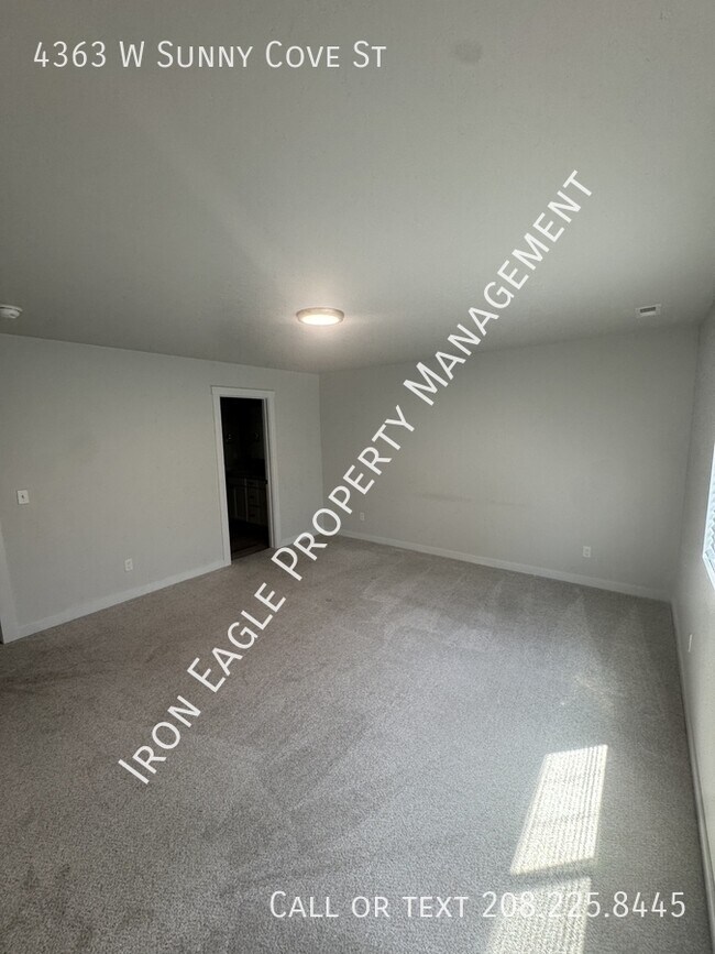 Building Photo - 4363 W Sunny Cove St