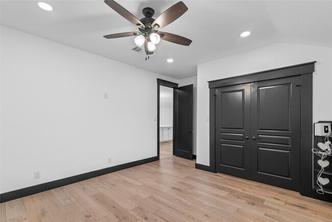 Building Photo - 1244 Rd 5705