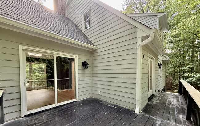 Building Photo - 5635 Falkirk Dr