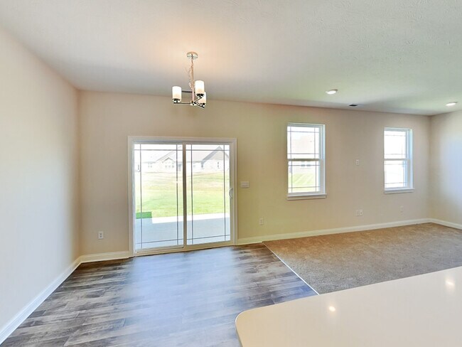 Building Photo - 8842 Faulkner Dr