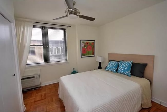 Building Photo - Condo For Rent - Art Museum/Fairmount